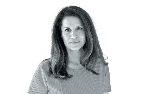 La historia de mujeres en Chile y Latinoamérica que domina la pluma de Patricia Cerda