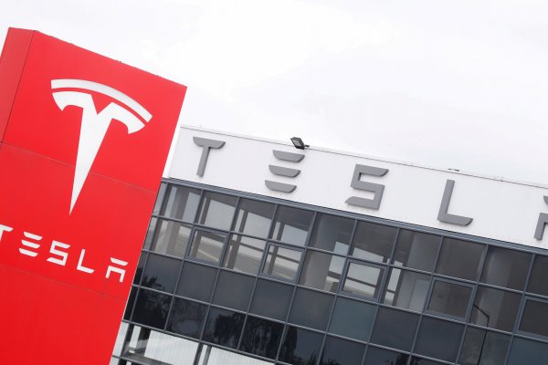 Elon Musk venderá el 10% de su participación en Tesla, tras realizar una encuesta en Twitter