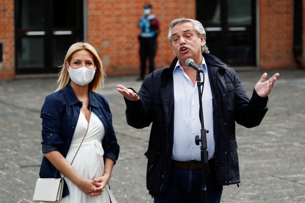 Elecciones clave en Argentina: presidente Fernández votó en Puerto Madero y habló sobre Cristina