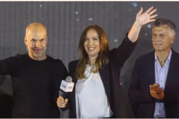 La disputa por el mayor bastión electoral argentino: Oposición a Fernández logra el 47% y el libertario Javier Milei se posiciona como la tercera fuerza