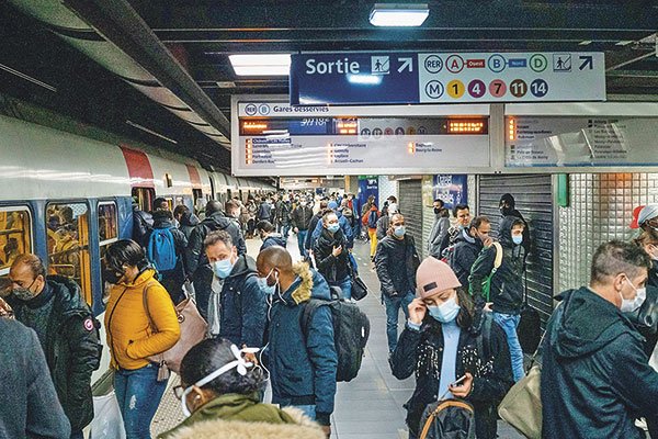 Europa advierte nueva ola de la pandemia por no vacunados