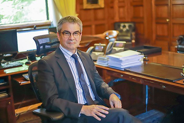 Marcel advierte que retiros han “reducido” capacidad de respuesta del país ante un shock