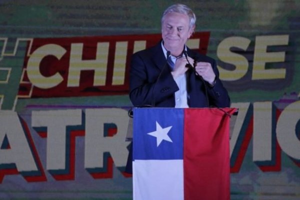 Evópoli define su postura: llama a votar por Kast pero no participará en su eventual Gobierno
