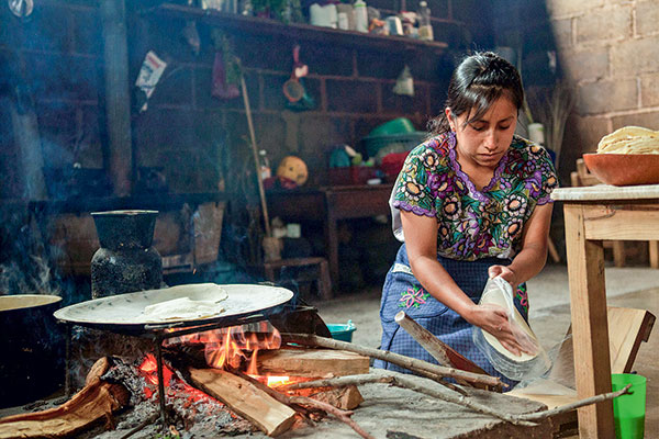 El empleo no mejora para las mujeres mientras Latinoamérica se recupera de la pandemia