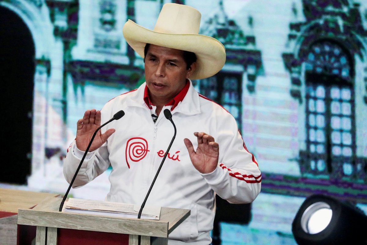 <p>Oposición de Perú presenta formalmente moción para destituir al presidente Pedro Castillo</p>