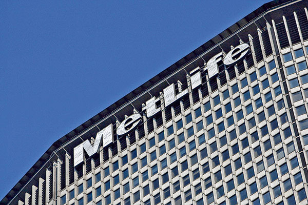 MetLife eleva a la Suprema reclamo en contra de la CMF por renovación de seguro sin consentimiento