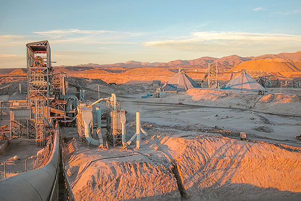 Minera Cerro Colorado da nuevo paso en el SEIA para lograr permiso de operación al 2023