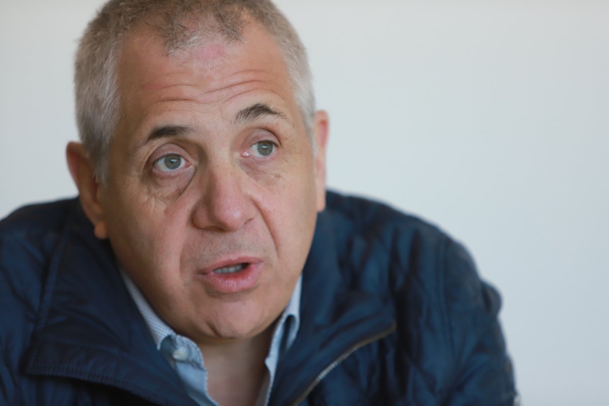 <p>Roberto Alvo a los minoritarios locales: “No es posible pretender igual trato que el que corresponde dar a los bonistas internacionales”</p>