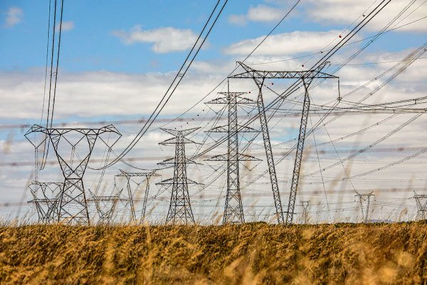 ISA, Transelec y firma china presentan la mejor oferta por megalínea eléctrica con inversión en torno a US$ 1.500 millones