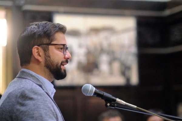 Boric confirma que mañana presentará ajustes finales al programa económico y dice que su reforma tributaria requerirá "de amplios acuerdos"