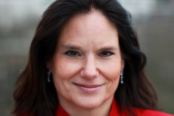 Economista Kirsten Sehnbruch analiza efectos de la carta de reclamo de la UDI al FT por nombramiento de Loncon entre las más influyentes de 2021