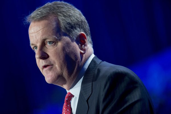 Histórico CEO de American Airlines se jubilará en 2022: será reemplazado por el presidente Robert Isom