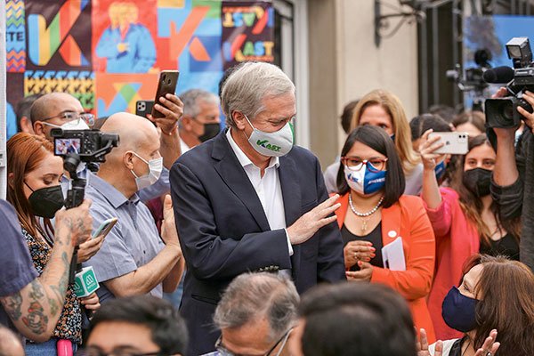 Zoom a las propuestas de Kast sobre empleo, Fisco y jubilaciones