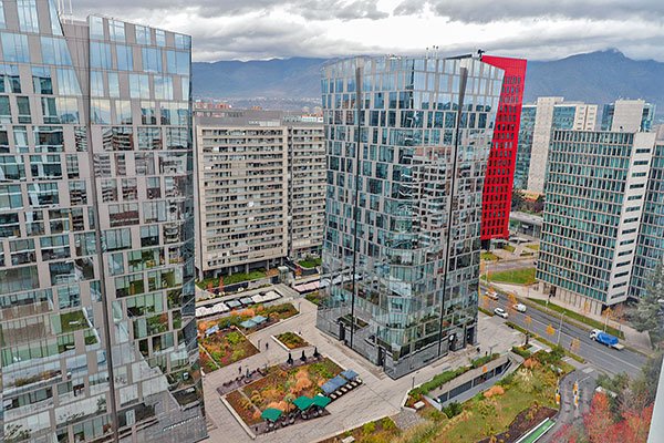 Cushman & Wakefield anticipa que hacia 2023-24 las oficinas en la región volverán al mismo nivel de ocupación previo a la pandemia