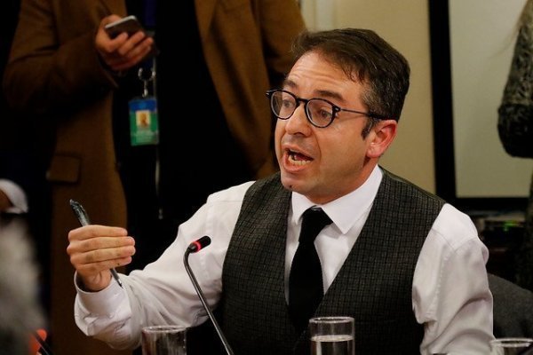 <p>Desde la oposición lamentan que Ejecutivo aún no ingrese el proyecto de Pensión Garantizada Universal</p>
