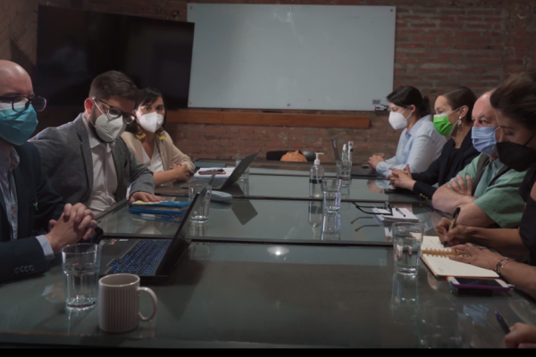 <p>El “comité político” del Presidente electo Gabriel Boric debutó con los partidos de AD. </p>