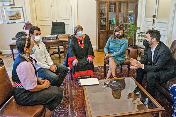 Bachelet a la Convención: “Una enumeración exhaustiva de derechos puede ser contraproducente”