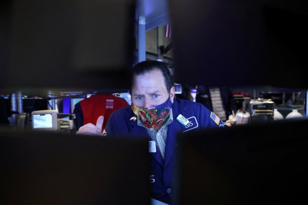 Los inversionistas se hacen con nervios de acero para 2022
