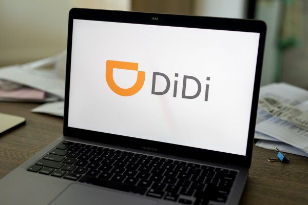 <p>Acción de Didi se desploma luego de impedir a empleados liquidar su participación</p>