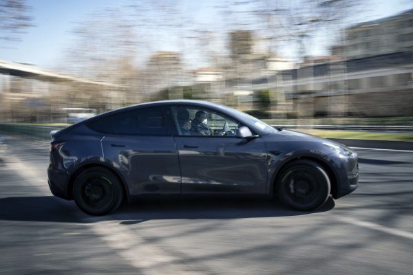 <p>A contrarreloj: Tesla va por récord de entregas antes de Año Nuevo</p>
