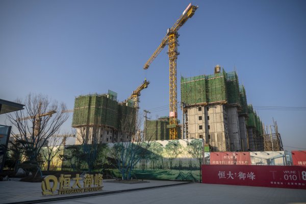 China avanza en equilibrar poder de desarrolladores estatales inmobiliarios