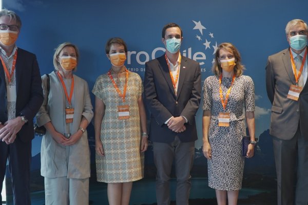 Llega a Chile delegación europea que trabajará para la creación de un corredor de exportación de hidrógeno verde