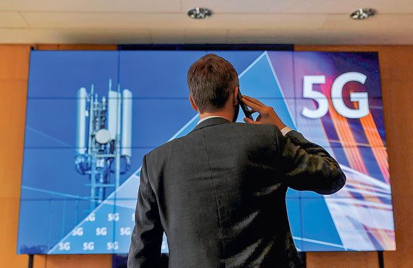 Movistar y WOM impulsan segunda licitación para potenciar el 5G, a través de consulta por reordenamiento