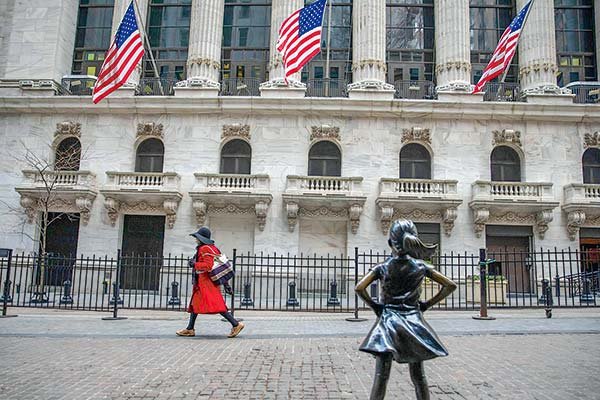 Wall Street se recupera en primera sesión de febrero y el IPSA termina con alza de 1,11%