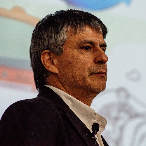 <p>Asesor del Fondo de Desarrollo de las Telecomunicaciones será encargado de continuar despliegue de 5G</p>