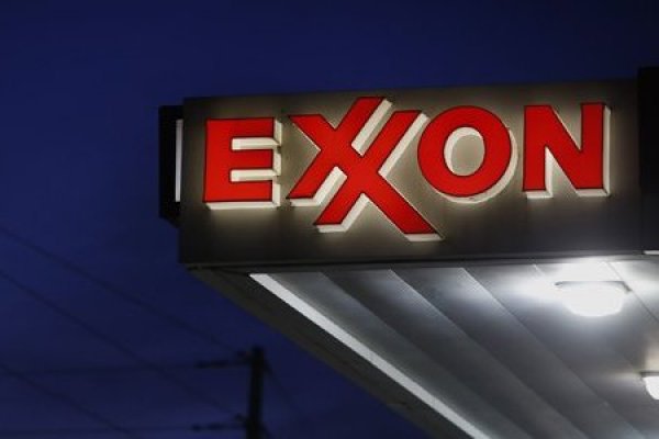 Exxon Mobil vuelve a las ganancias en 2021 y logra mejor cuarto trimestre desde 2014