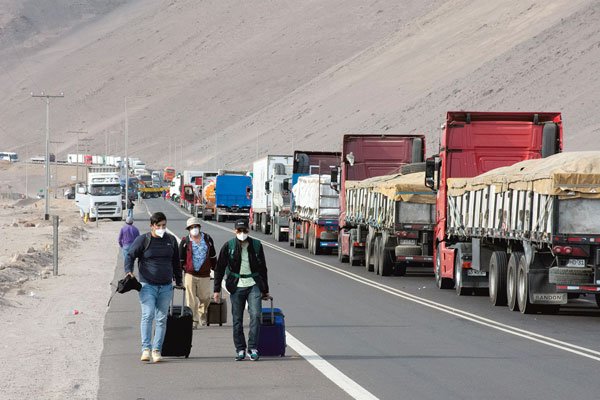 Gobierno anunció intervención en barrios y más dotación policial para hacer frente a la crisis en Iquique