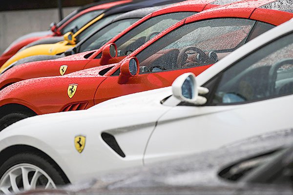<p>Ferrari prepara estrategia para alianzas eléctricas</p>