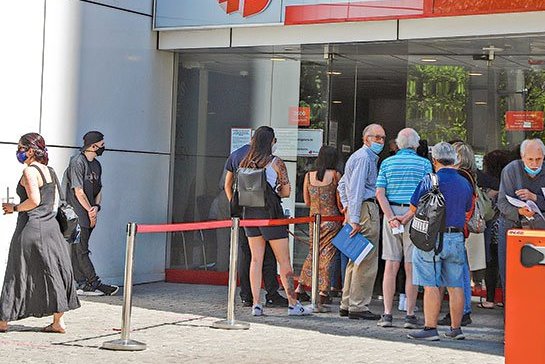 Isapres: balance preliminar de 2021 arroja el peor resultado de su historia con pérdidas por $137.000 millones