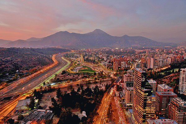 Inversión extranjera en Chile se duplica en 2021 y logra su mejor resultado en seis años