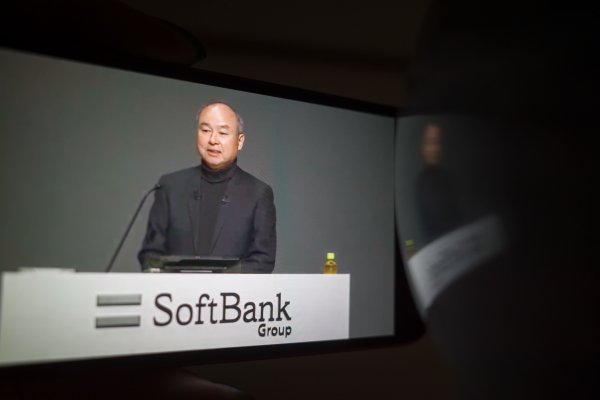 <p>El fundador de SoftBank, Masayoshi Son, entregó los resultados trimestrales de la compañía. Foto: Bloomberg</p>