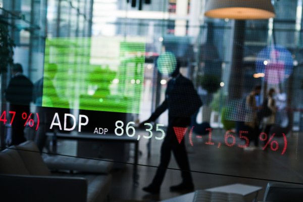 Lo que debes saber este viernes antes de que abra el mercado (+ Podcast)