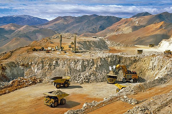 Barrick Gold supera estimaciones de ganancias y anuncia programa de recompra de acciones