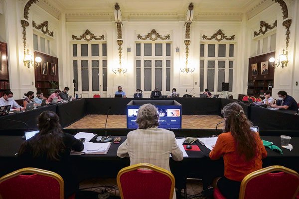 Convención: Comisión de Sistemas de Conocimientos despacha primer informe de normas para debatir en el pleno