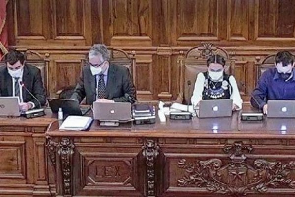 Figura de “Consejo territorial regional” suma apoyos para lograr los 2/3 y reemplazar el Senado