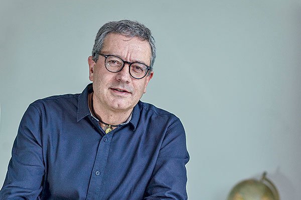 <p>Bernardo Fontaine: “Pasamos de una Convención que necesitaba establecer cambios a una que está demoliendo Chile”</p>