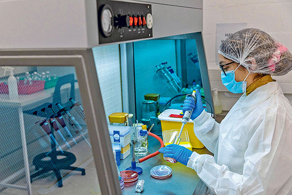 Las medidas que tomaron los laboratorios para enfrentar la fuerte alza de solicitudes de PCR