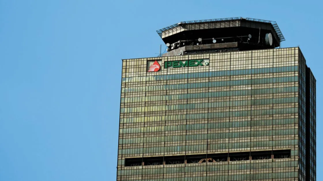 Petrolera Pemex exportó en enero su menor nivel de crudo en 30 años