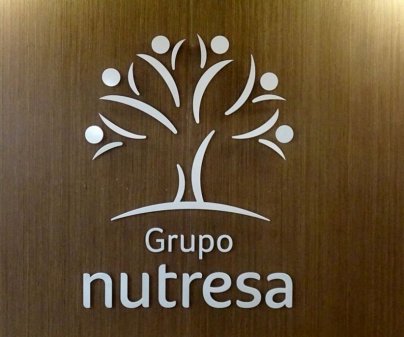 Bolsa de Colombia adjudica títulos de Sura y Nutresa a grupo Gilinski