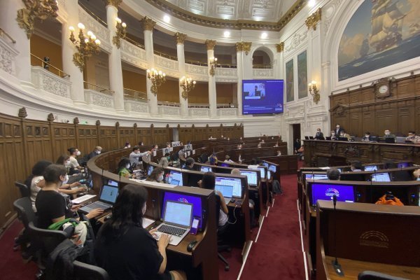 <p>Hoy la Comisión de Sistemas de Conocimiento vota cuatro artículos y dos incisos, y el jueves, los 17 restantes.</p>