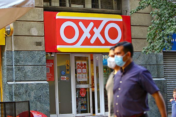 Oxxo afina venta de locales tras culminar la compra de OK Market