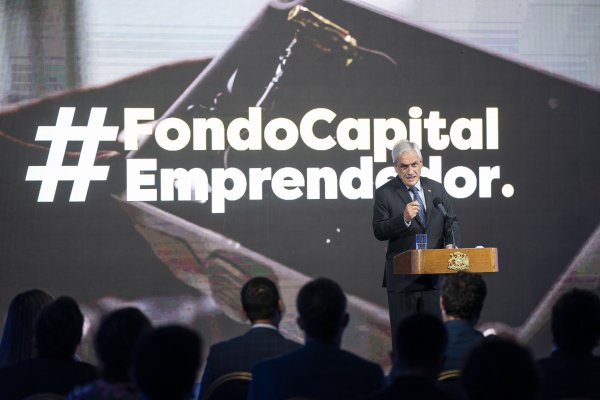 Piñera firma proyecto de Ley que crea “fondo de fondos” para financiar emprendimientos