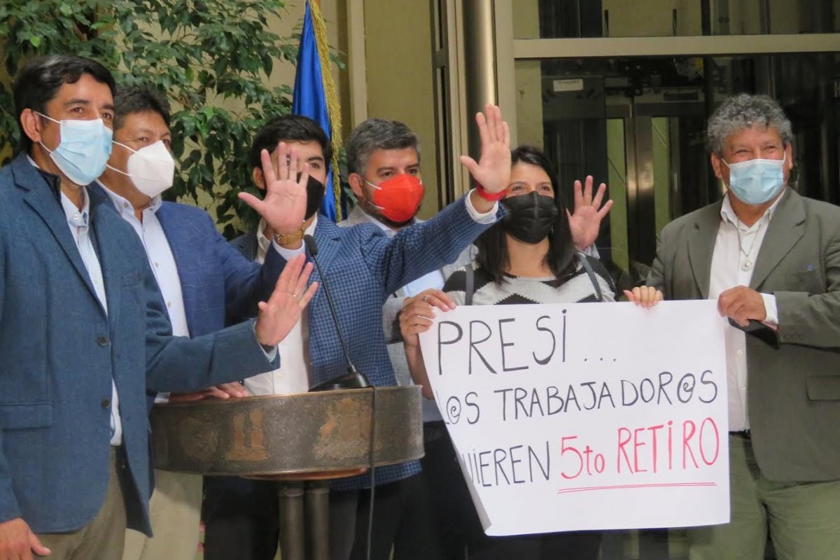<p>Presentan nuevo proyecto de quinto retiro desde las AFP pese a la negativa del gobierno a respaldar los giros</p>