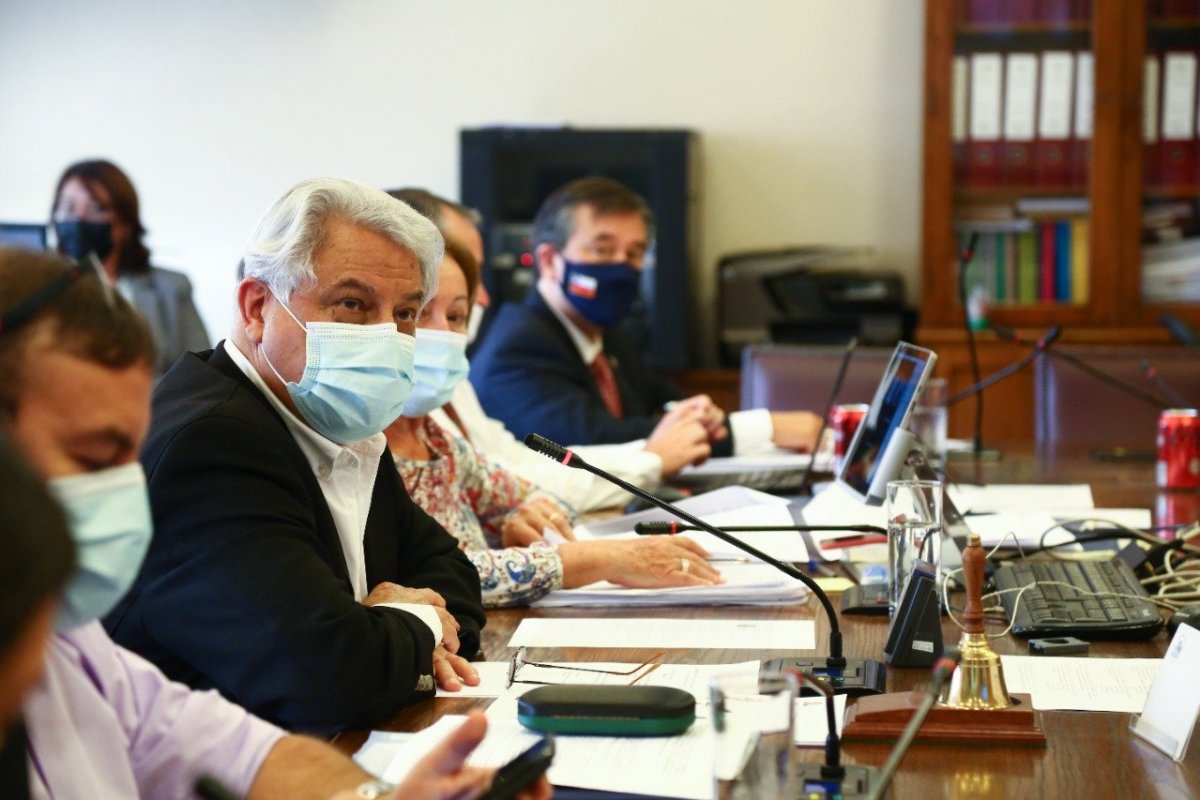 <p>Jaime Naranjo (PS): “La paz social tiene costos, pero los que tienen más deben estar dispuestos a pagarlos”</p>