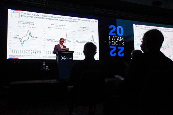 Marcel al sector financiero: "es importante que en Chile recuperemos la profundidad de nuestro mercado de capitales"