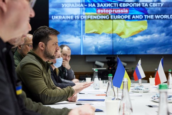 Día 33 de invasión: Zelenski dice que Ucrania está lista para discutir la neutralidad en conversaciones con Rusia